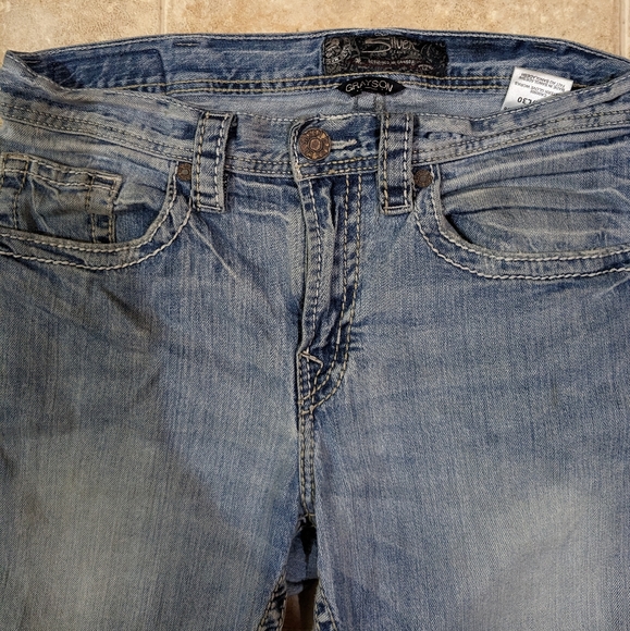 Light wash Grayson style silver jeans - Picture 3 of 4